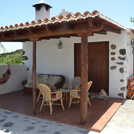 Casa Rural Erjos Country house *