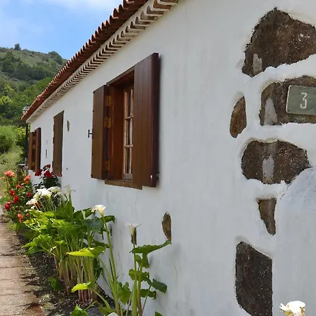 Casa Rural Erjos Country house *